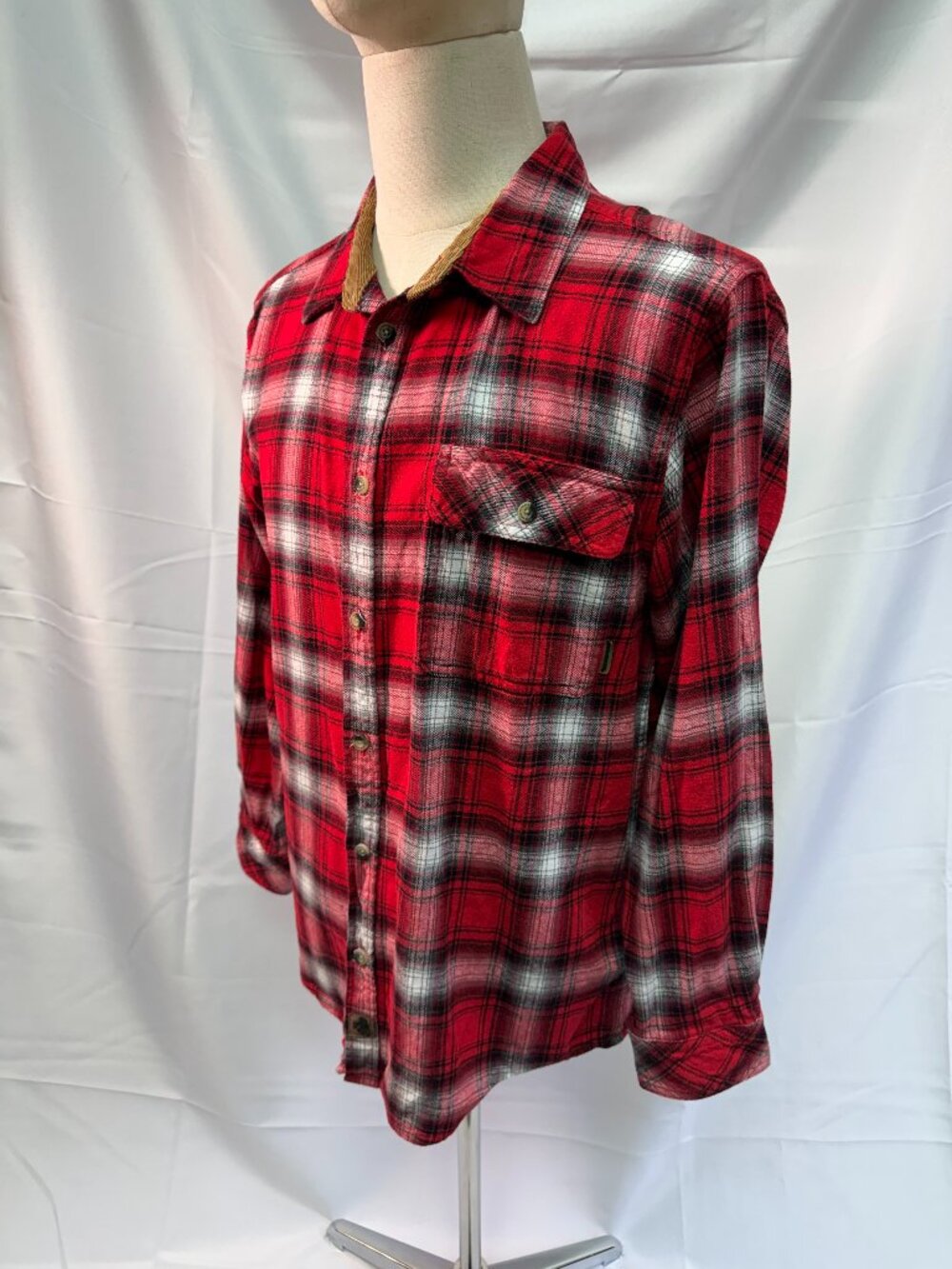 Legendary Whitetails Buck Camp Red Plaid Flannel Shirt Men's Large